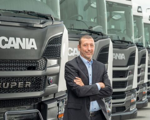 DAF lança os caminhões CF e XF com motores Euro 6 na Fenatran